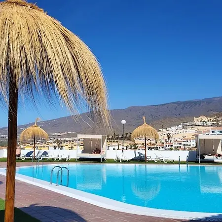 Апартаменты Fantastic With Seaview *