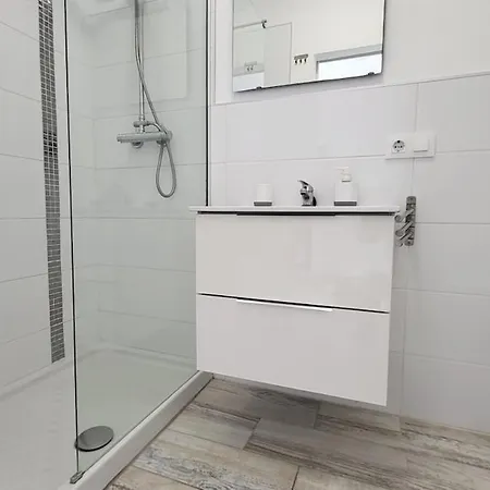 Apartamento Fantastic With Seaview